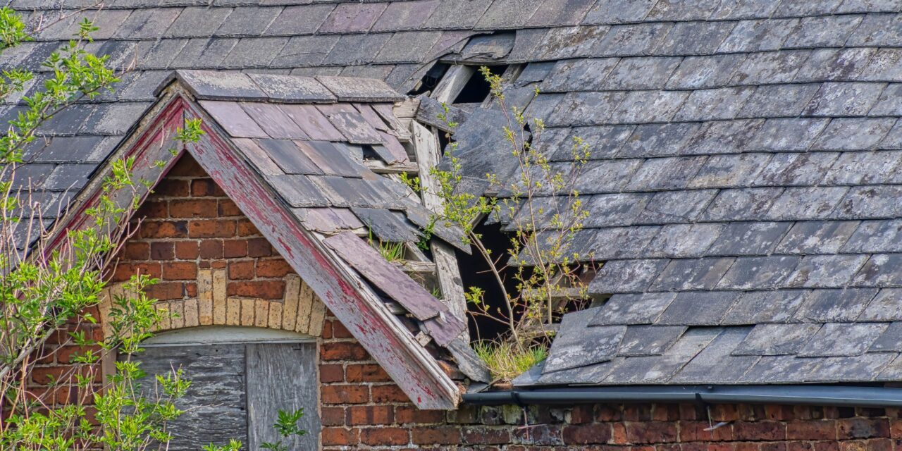 Roof Replacement in Blackpool Signs to look out for!